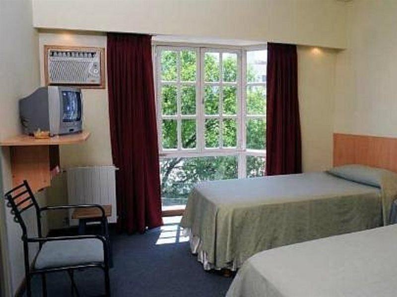 Los Tilos Hotel Y Spa By Cph Villa Carlos Paz Ngoại thất bức ảnh