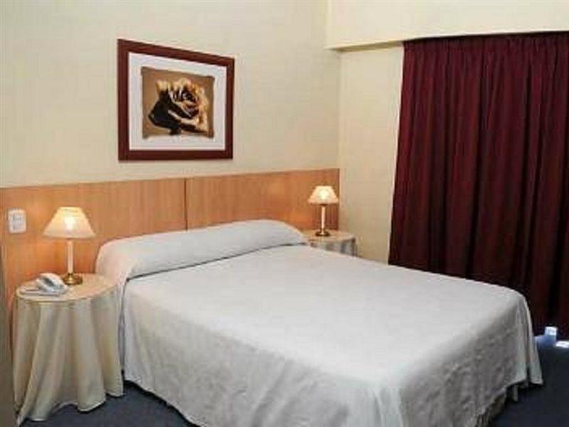 Los Tilos Hotel Y Spa By Cph Villa Carlos Paz Ngoại thất bức ảnh