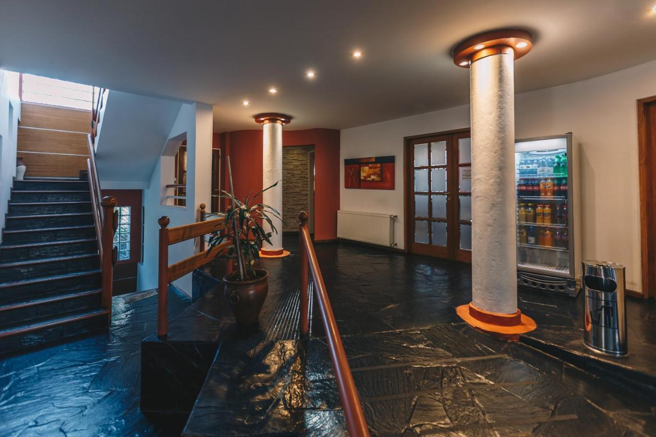 Los Tilos Hotel Y Spa By Cph Villa Carlos Paz Ngoại thất bức ảnh
