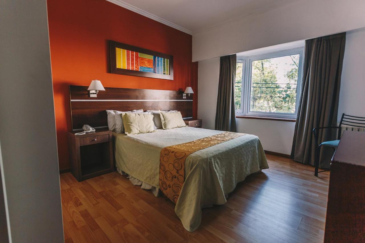 Los Tilos Hotel Y Spa By Cph Villa Carlos Paz Ngoại thất bức ảnh
